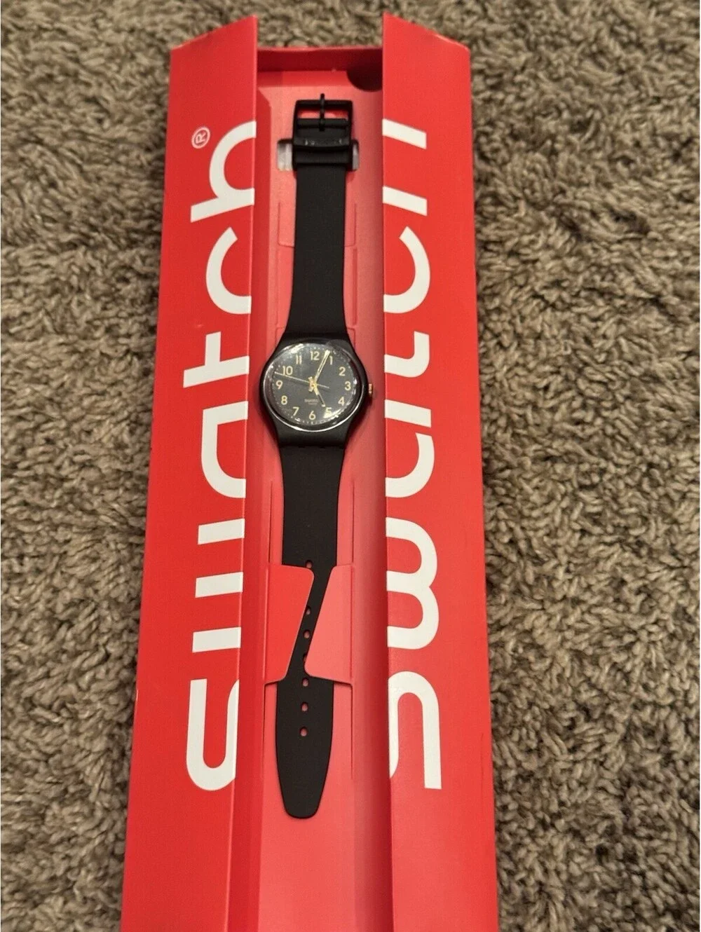 Swatch Golden Tac Quartz Black Dial Unisex Watch SO28B113 NEW!